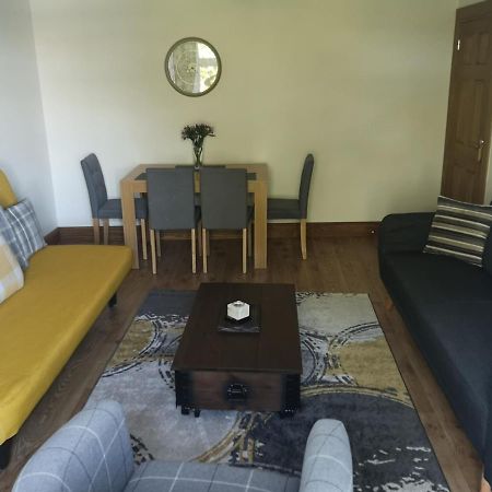 Attic Floor Apartment, City Centre Inverness Extérieur photo