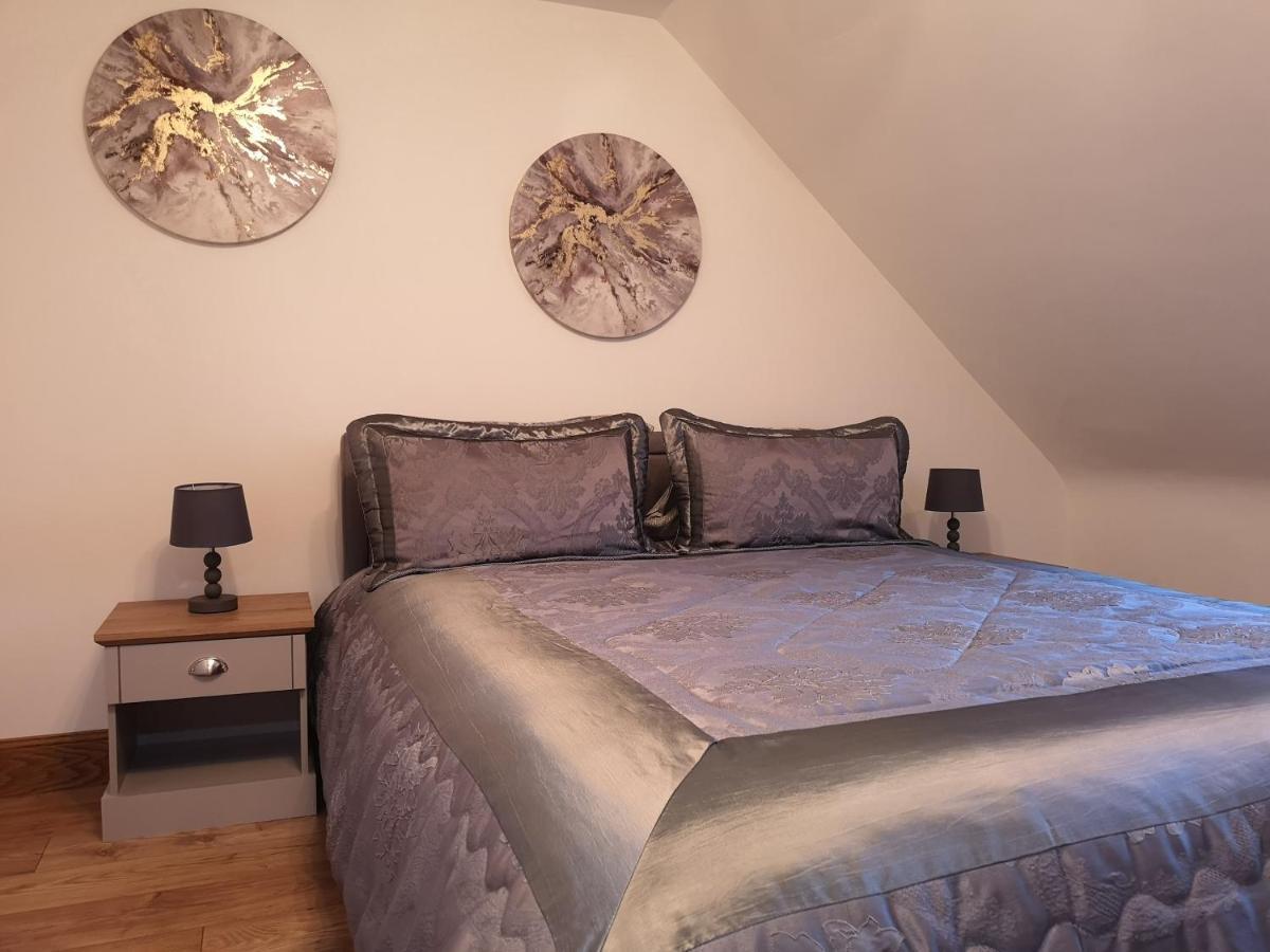 Attic Floor Apartment, City Centre Inverness Extérieur photo